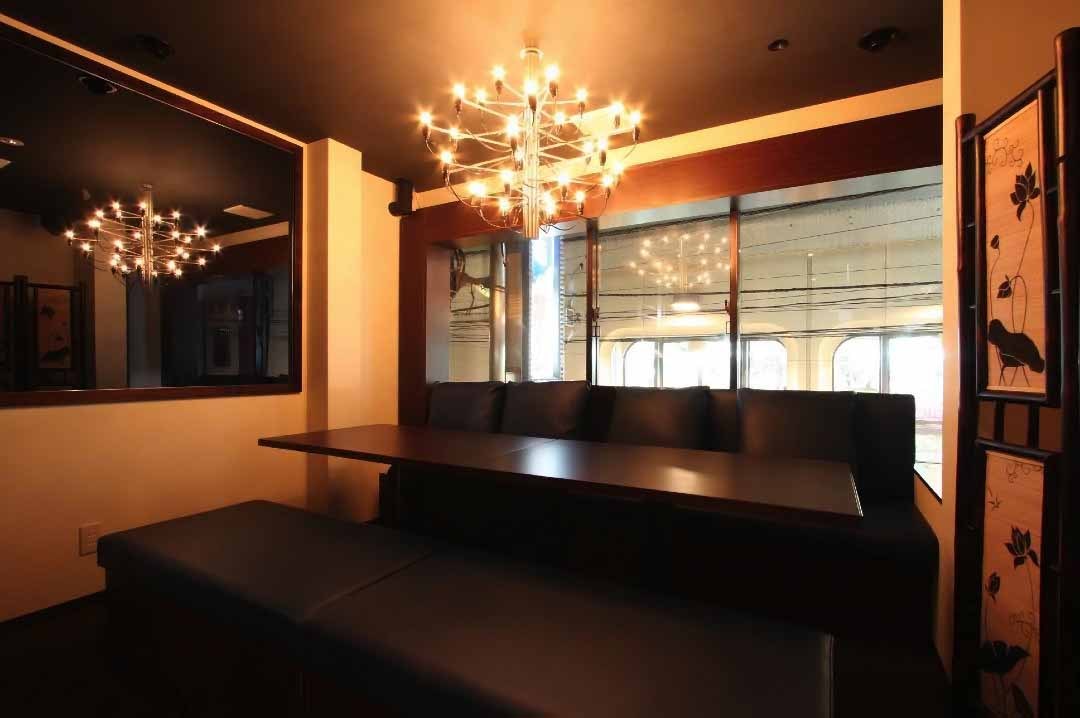 コロナ対策はバッチリの綺麗な店内