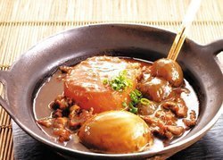 ご飯やお酒がすすむどて盛り合わせ♪