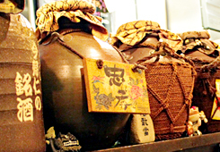年月をかけて熟成させて古酒(クース)