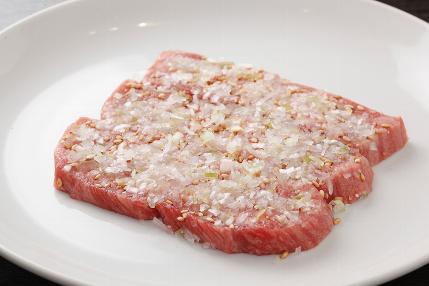 名物ねぎタン塩はまんぷくの定番です!