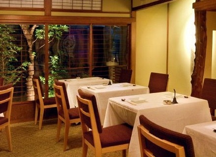 部屋ごとに印象が変わる個室