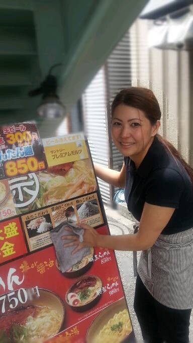 先輩従業員が丁寧に教えます。