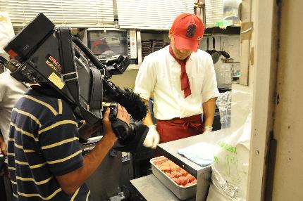 数多くのテレビに出演、取材されました。