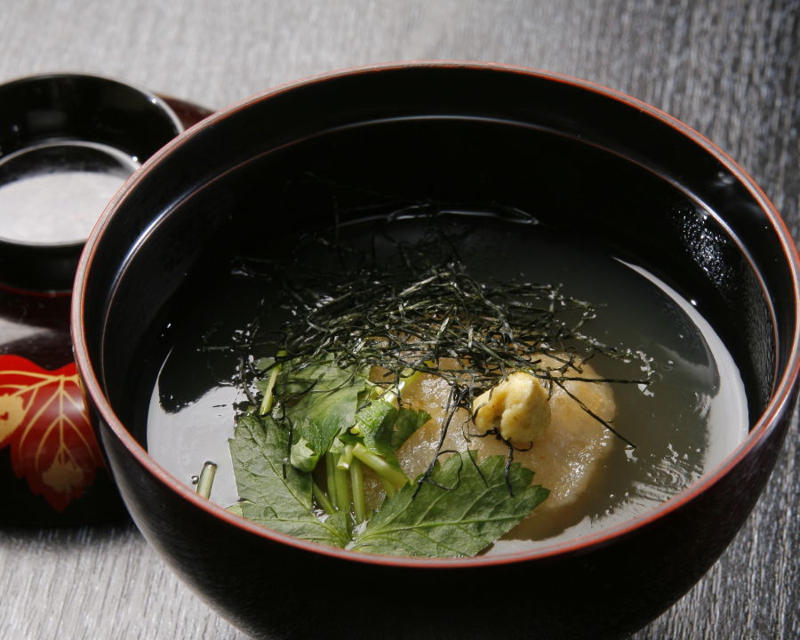 オープン以来人気の「蓮根饅頭」