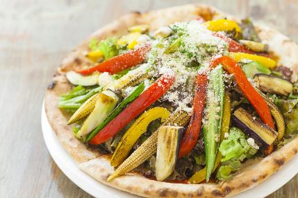 一番人気!「焼き野菜のMIXピザ」