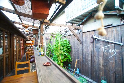 テラス席の雰囲気抜群♪