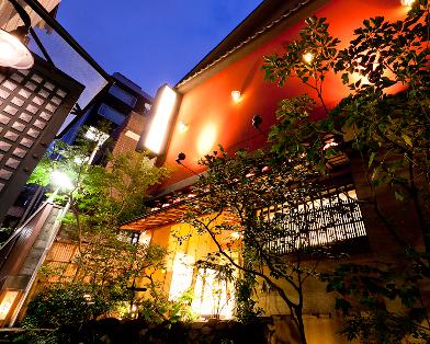 TVドラマの舞台にも♪夜は幻想的な雰囲気