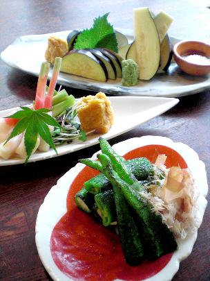 旬の素材を使った繊細な料理メニュー