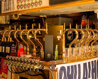 クラフトビールが10タップ!