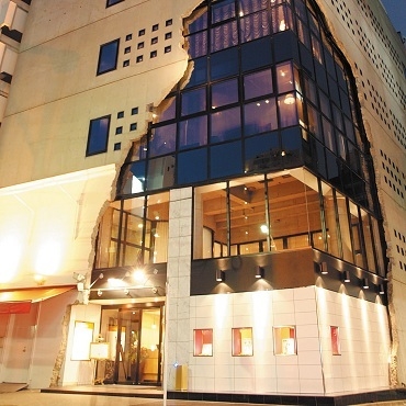 EAST GALLERY