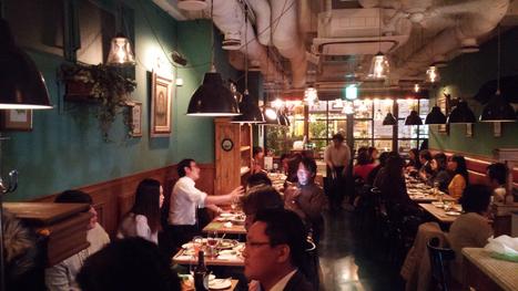 活気ある店内でお客様との会話も弾みます♪