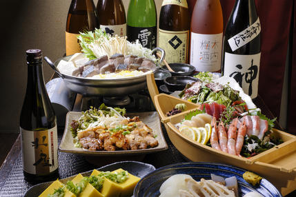 毎日10〜30名の宴会が2〜3組と賑わう