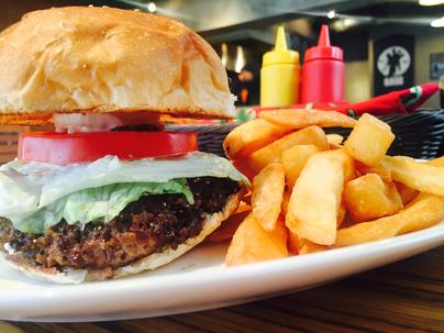 ランチタイムの人気はハンバーガー