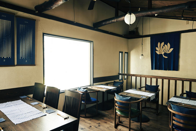 KULA KULA Dining