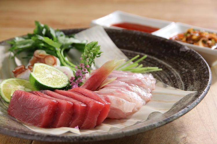 新鮮なお魚もお召し上がり下さい