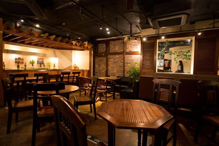 Bistro HaLVeL Bar