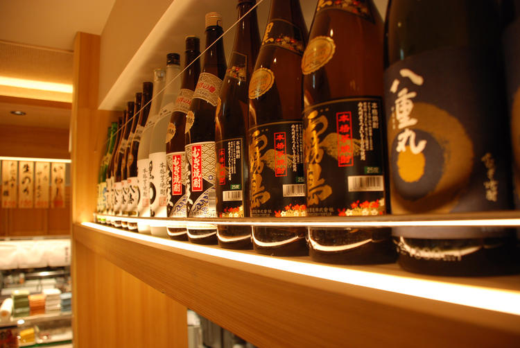 寿司のネタに合うお酒を取り揃えました。