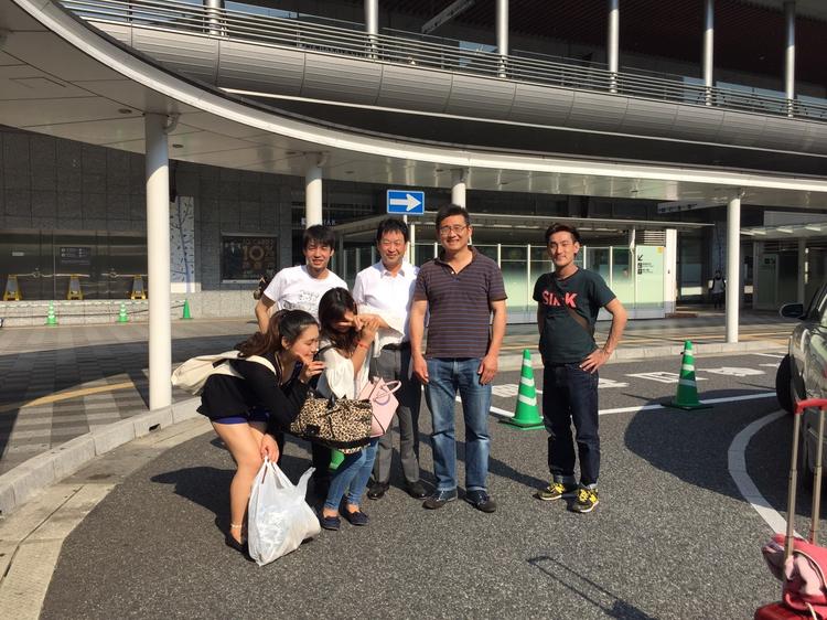 博多研修旅行で生産者の方とも触れ合いが…