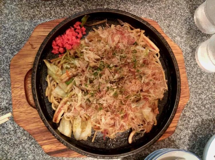 焼きそばはボリューミー