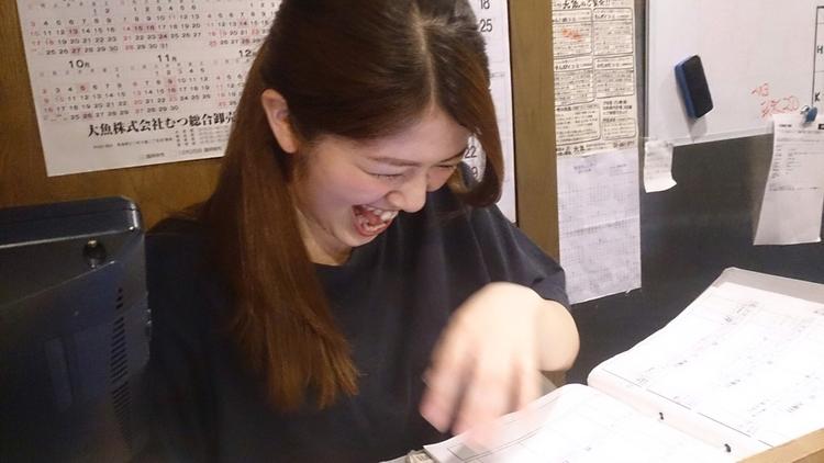 心を込めて予約電話の対応をしております!