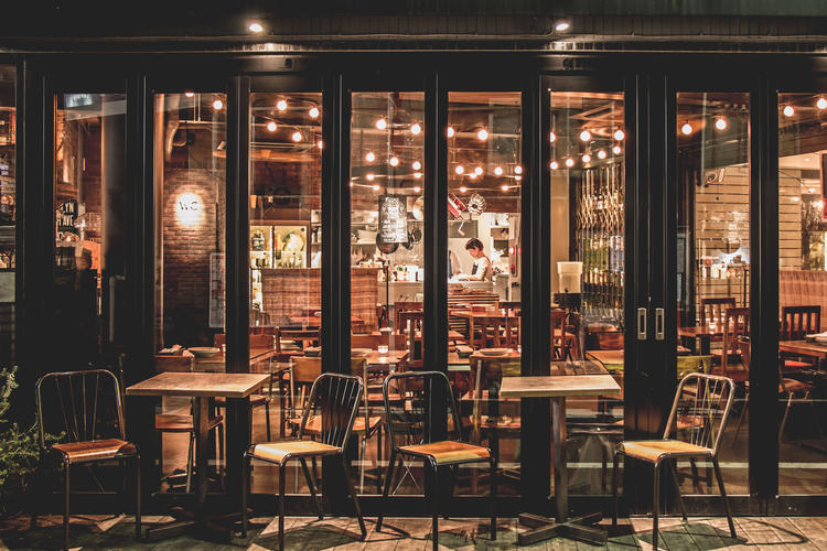 MEAT&BAKERY TAVERN