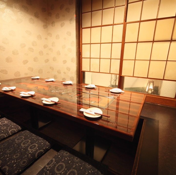 8名様用意の個室「欄間の間」