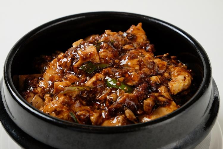 名物の麻婆豆腐