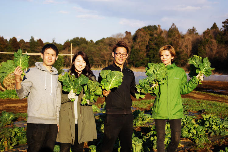 自社農園で野菜作りも体験できます◎