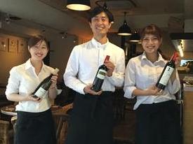 幅広い年代のスタッフが活躍中!