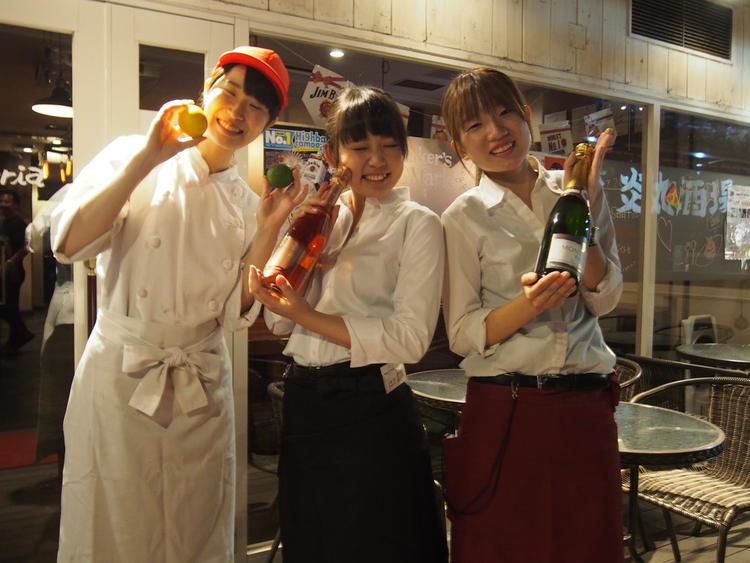 スタッフ同士とても仲良し♪