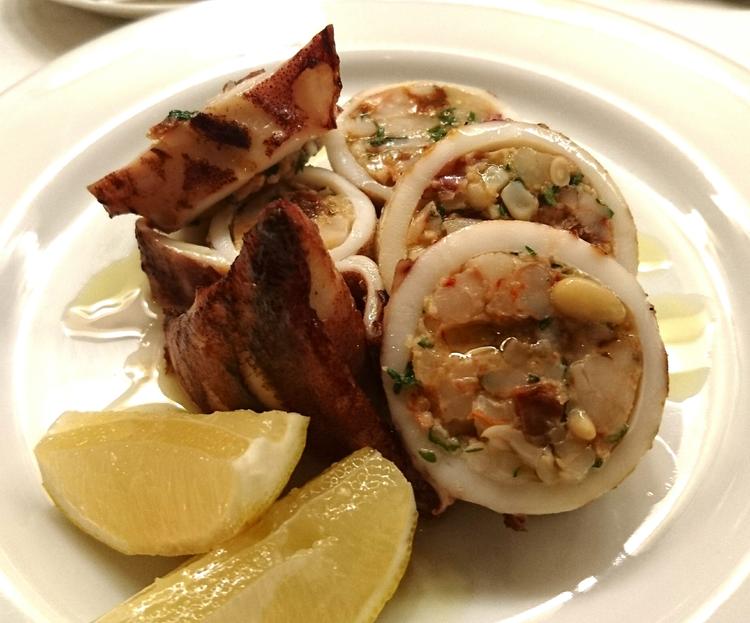 イタリアのマンマ直伝のイカの詰め物焼き!