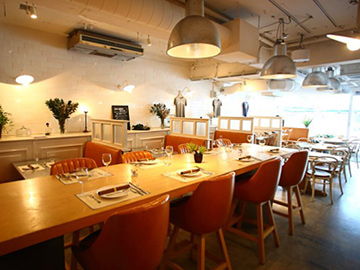 HOTEL EMANON