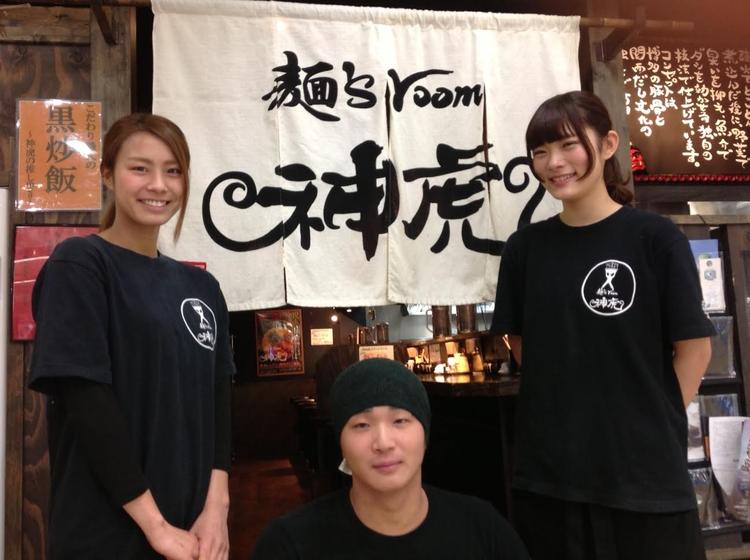 若手スタッフ多数活躍中☆
