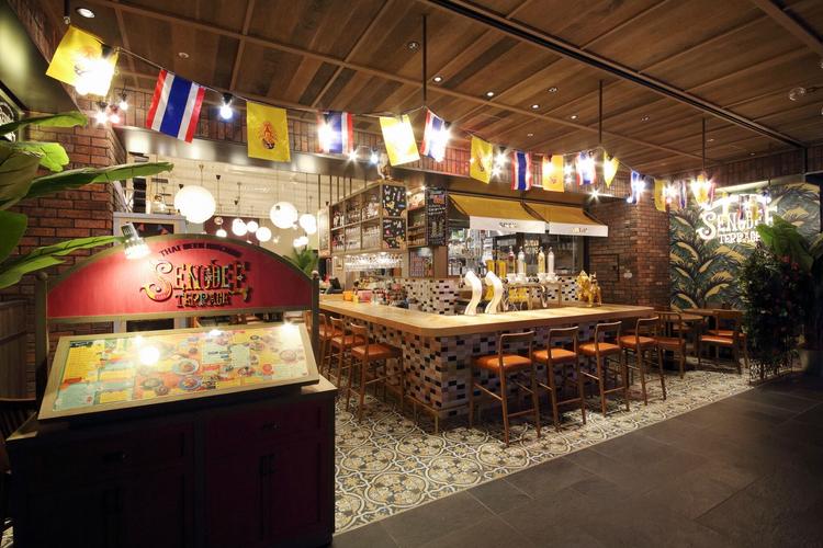 オシャレな店内外