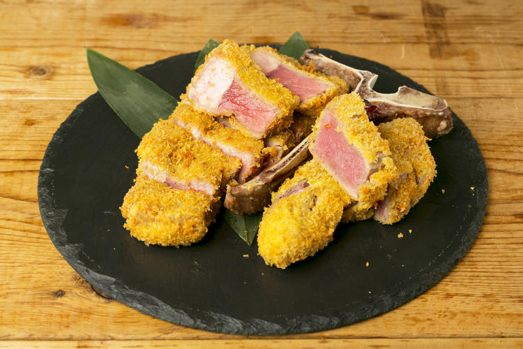 世界でここだけ、Tボーンカツです☆