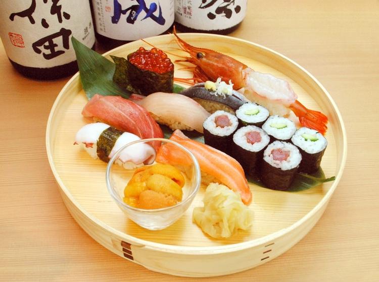 駅チカの本格寿司店・厳選食材を使用!