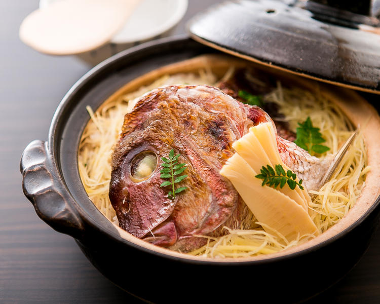 人気の鯛の土鍋御飯