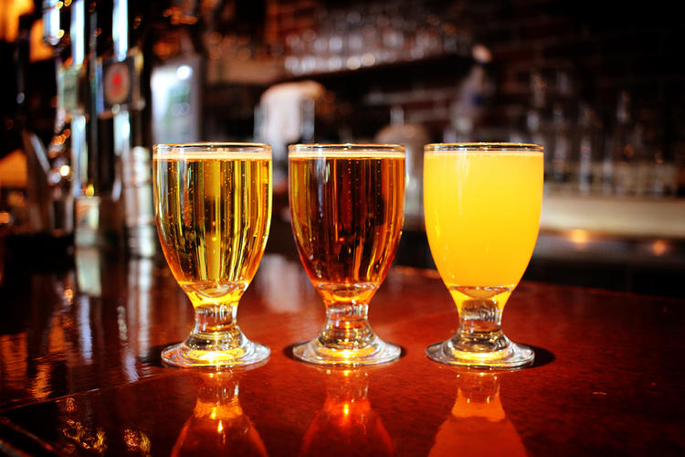 ビール好きは◎注ぎ方から丁寧に教えます!