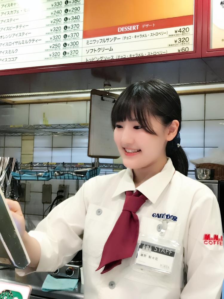 カフェドール 横浜ポルタ店