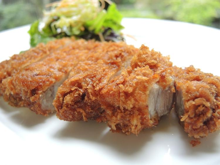 秀麗豚ロースの厚切り豚カツ