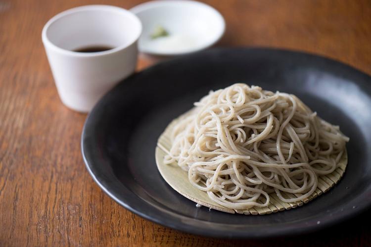 〆にリクエストの高い本格手打ち蕎麦