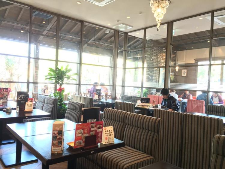 支留比亜珈琲店 神の倉店