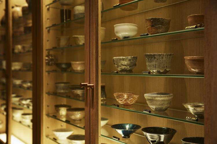 店内で販売している陶磁器