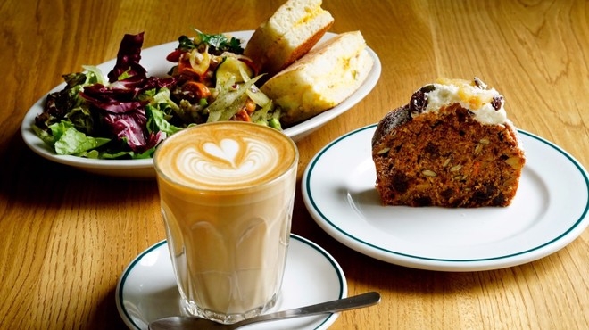 UPLIGHT CAFE
