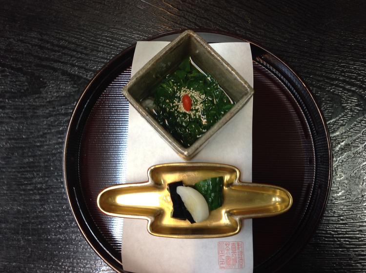 これはお凌ぎのです。筒向には『青菜の雑炊