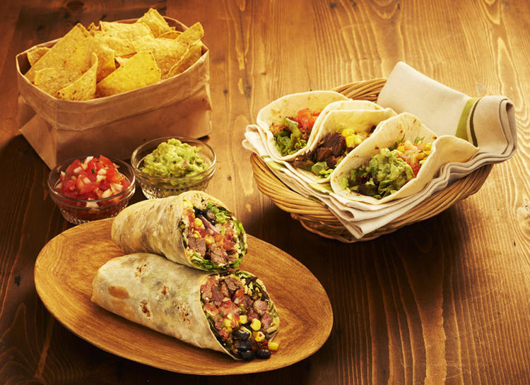 お店で手作りのTEXMEX料理