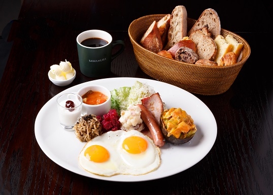 10種類のパンが付くスペシャルプレート