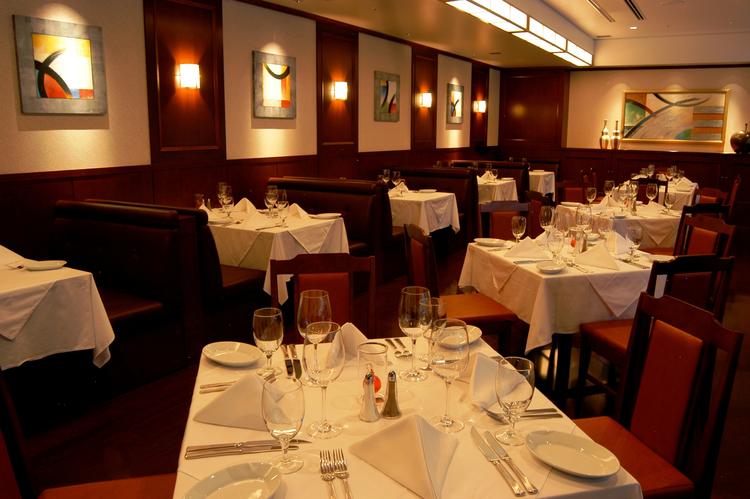 まるでアメリカの個人宅のような店内◎