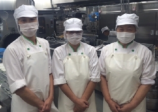 エプロンなどは全て無料貸与です
