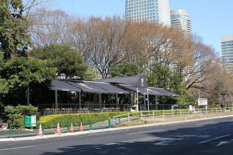 自然に囲まれた緑あふれる立地